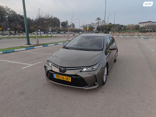 טויוטה קורולה