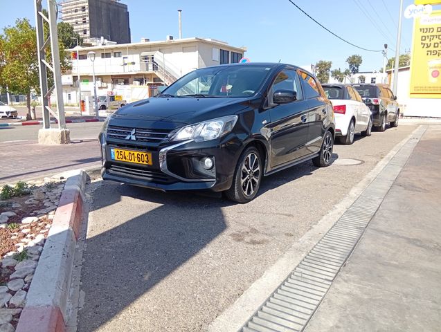 מיצובישי ספייס סטאר