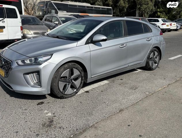 מודעת רכב יונדאי איוניק