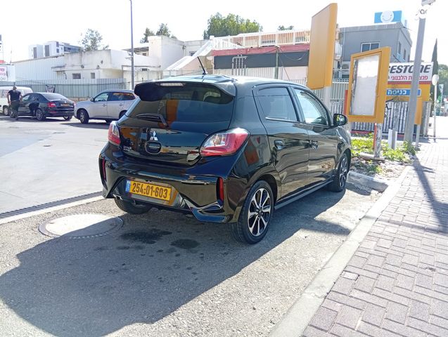 מיצובישי ספייס סטאר