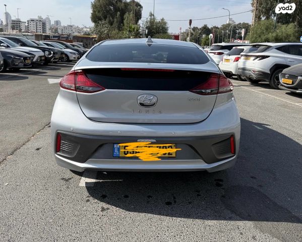 יונדאי איוניק