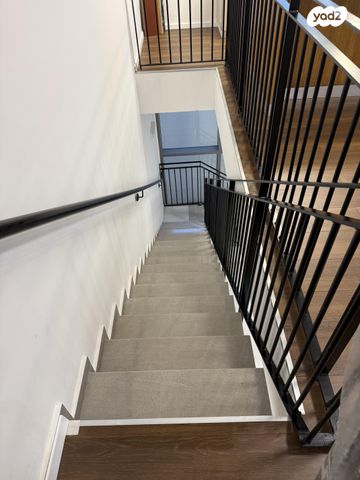 דירת גן, שתולים 59, עזרא, הארגזים, תל אביב יפו