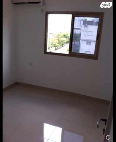 גג/ פנטהאוז, אהרון לובלין 31, גני אביב, לוד