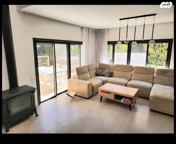 בית פרטי/ קוטג', שיקמה 22, שאר העיר, מיתר / כרמית