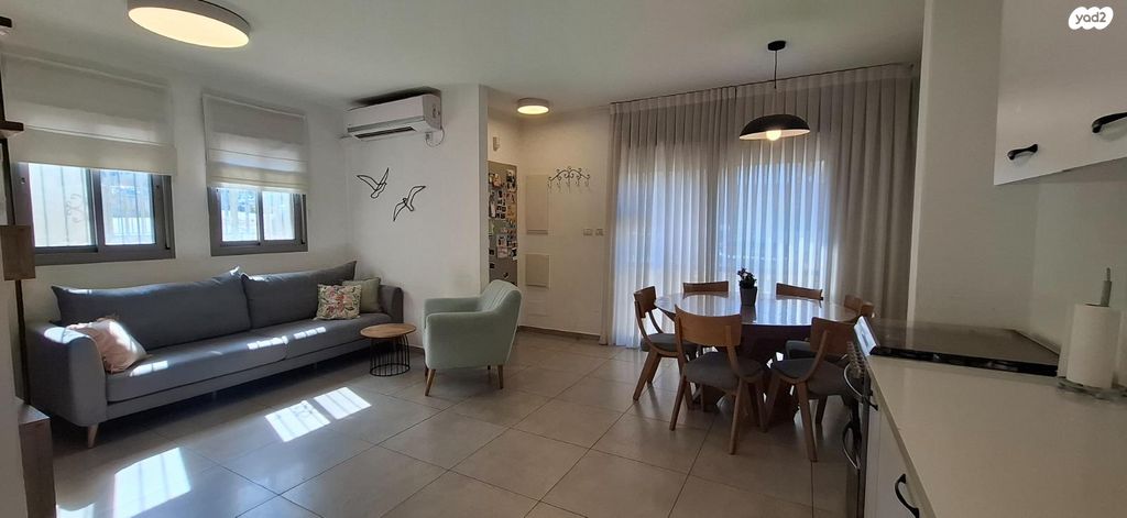 סמטת השלישים 3