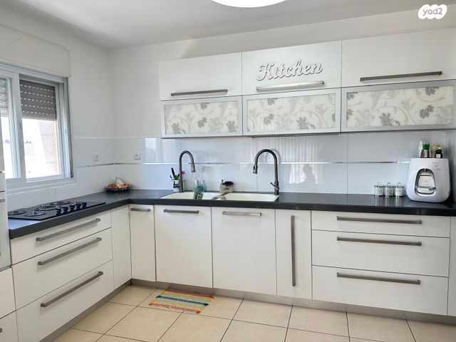 דירה, אירוס 5, משכנות גבעת זאב, גבעת זאב