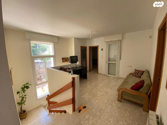 בית פרטי/ קוטג', הדרור 4, שכונה ד', מבשרת ציון