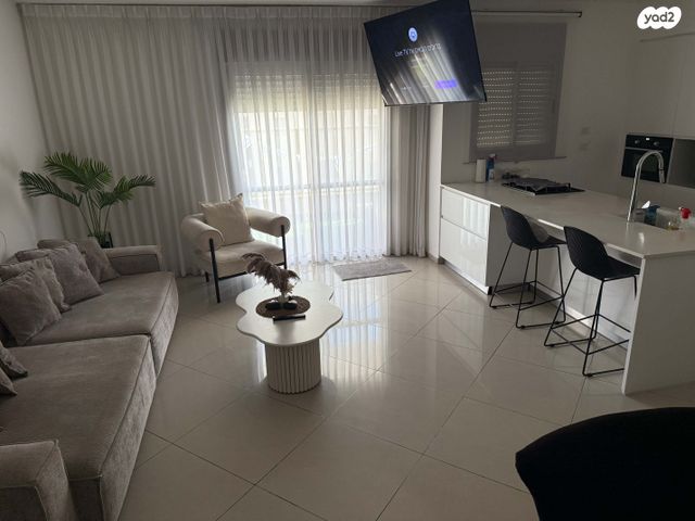 דירה, משה קהירי 1, רמות הרכס, באר שבע