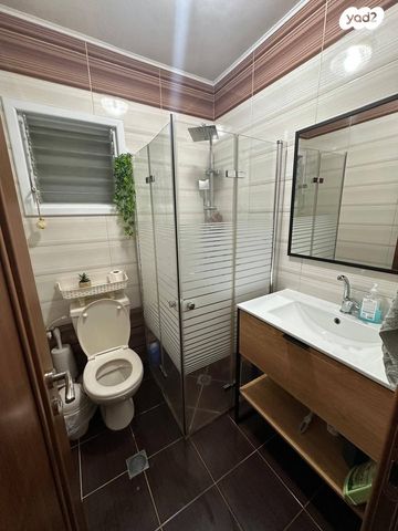 דירה, שדרות העצמאות 187, הפרחים, קרית גת