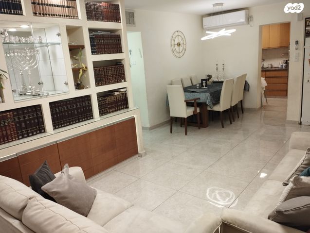 מבוא הדודאים 3