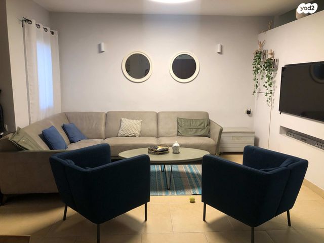 דו משפחתי, ער אציל 31, ניסן, חדרה