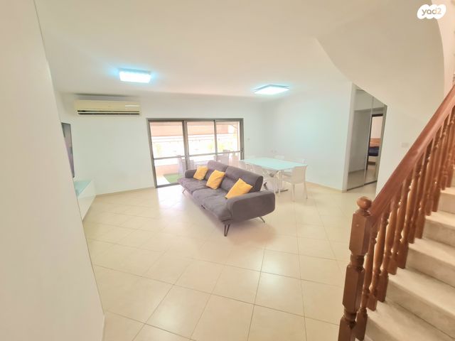 גג/ פנטהאוז, גד טדסקי 2, רמות הרכס, באר שבע