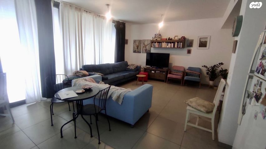 דירה, עוזיאל 93, נגבה, רמת גן