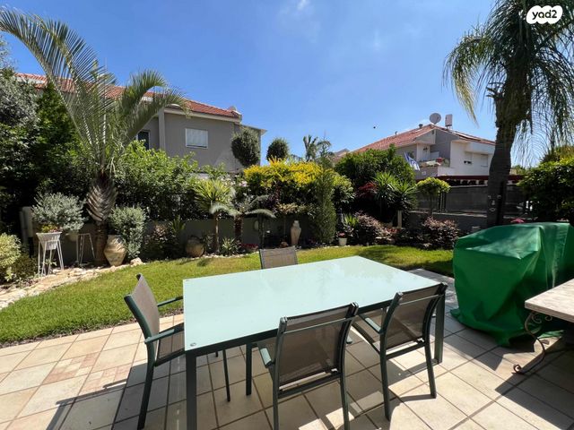 בית פרטי/ קוטג', השיקמה 60, פרדסיה, פרדסיה