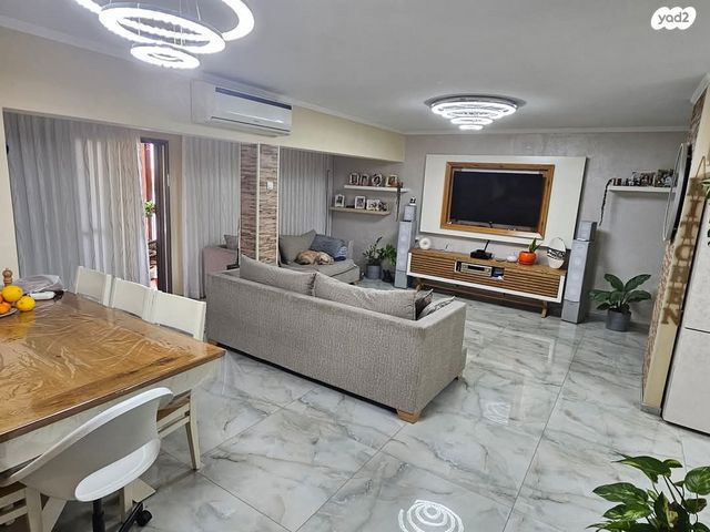 שדרות העצמאות 187