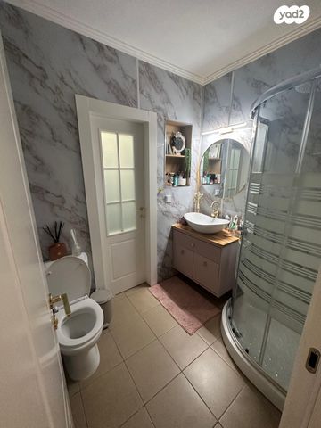 דירה, אירוס 5, משכנות גבעת זאב, גבעת זאב