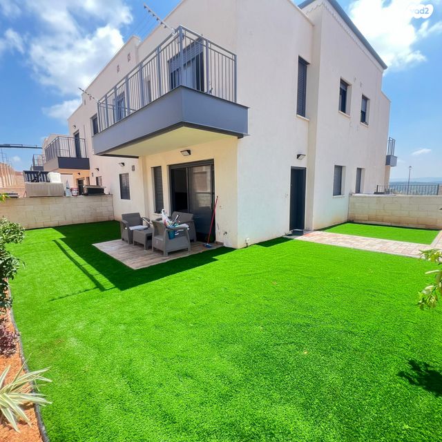 דו משפחתי, סמיון 3, פארק היין, זכרון יעקב