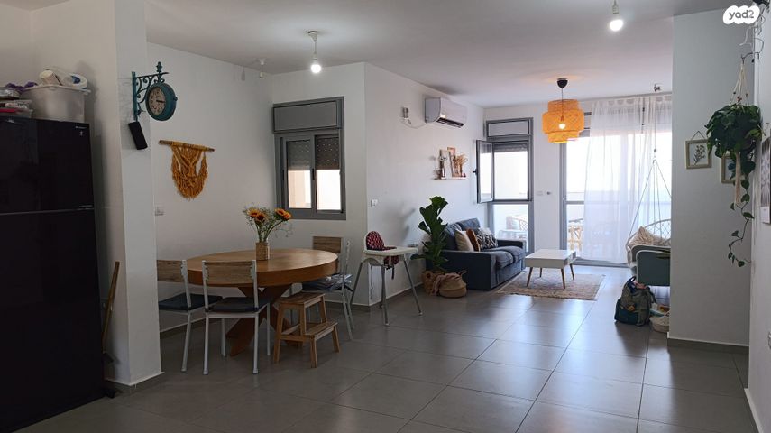 דירת גן, מגדלים, מגדלים, מגדלים