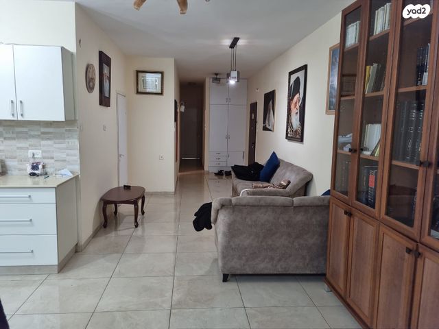 דירה, הגיבורים 35, מרכז העיר, חדרה