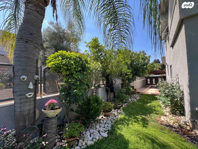 בית פרטי/ קוטג', השיקמה 60, פרדסיה, פרדסיה