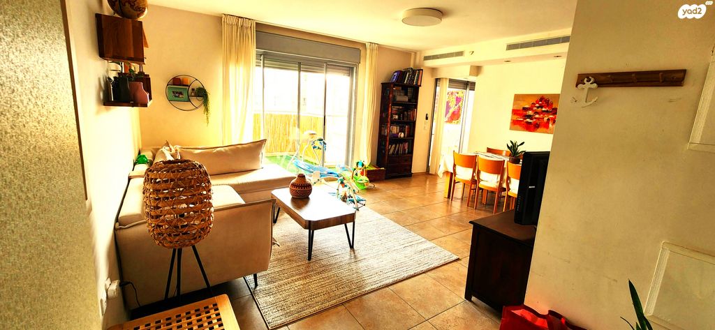 דירה, א.ד. גורדון 6, אלישיב, לוד