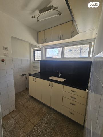 דירה, אילת 88, ג'סי כהן, חולון