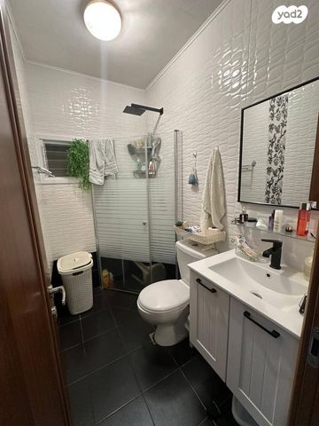 דירה, שדרות העצמאות 187, הפרחים, קרית גת