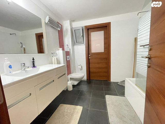 דירה, דגניה 8, נווה עוז, פתח תקווה