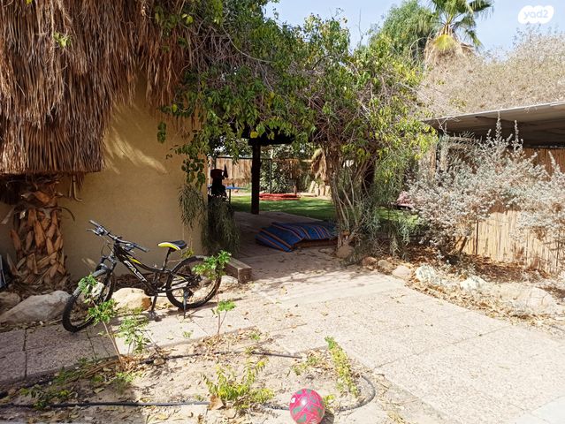 משק חקלאי/ נחלה, 2499 1, נאות הכיכר, נאות הכיכר