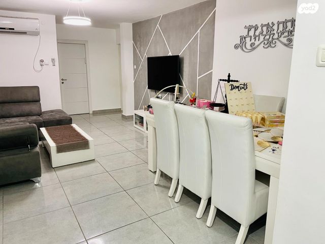 שדרות הרב עזיזי דיעי 8