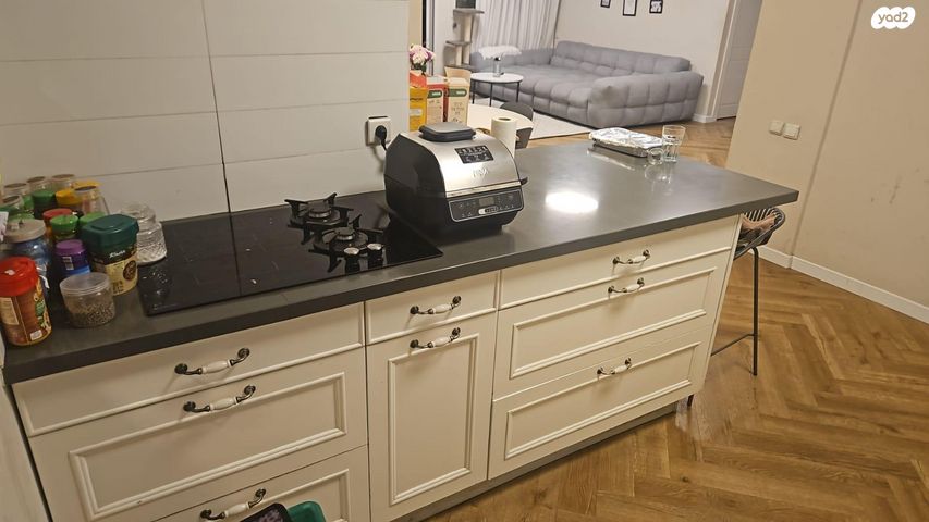 דירה, שדרות מנחם בגין 5, רמת הדר, גבעת שמואל