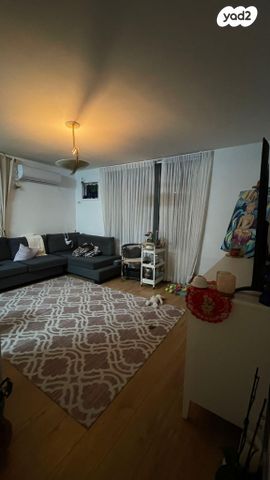 דירה, שרת 20, צפון מזרח מרכז העיר, נתניה