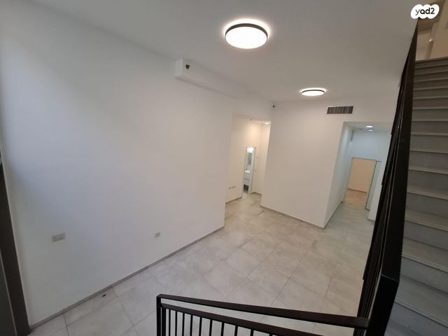 דירת גן, שתולים 59, עזרא, הארגזים, תל אביב יפו