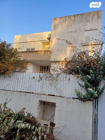 בית פרטי/ קוטג', הגלעד 20, נאות שז"ר, יבנה