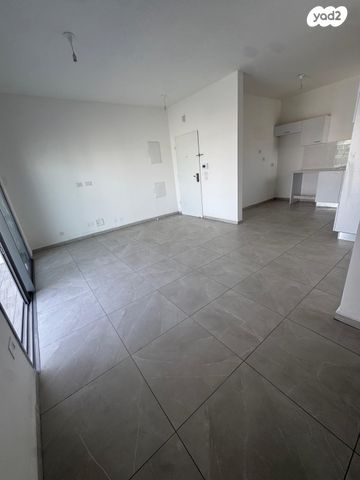 גג/ פנטהאוז, נחל זויתן 9, כרמי גת, קרית גת