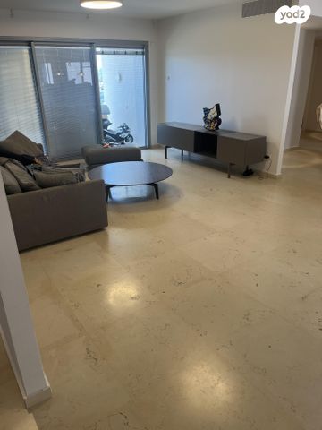 מיכאל נאמן 12