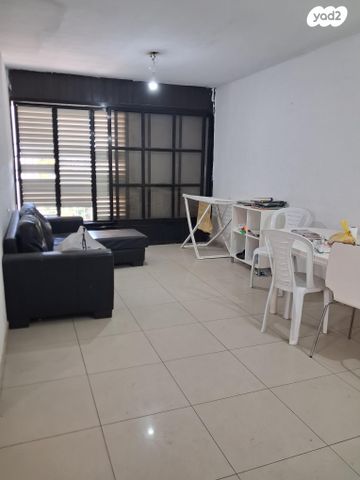 יגאל אלון 29