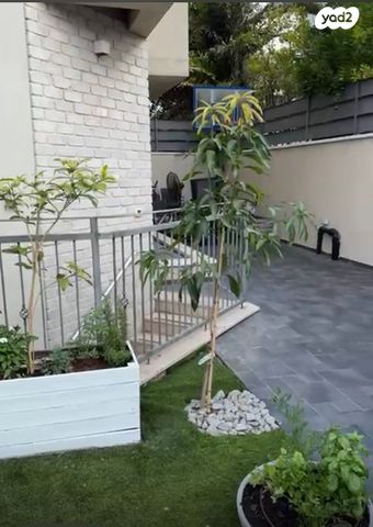 יחידת דיור, אנצו חיים סירני 4, נווה עוז, פתח תקווה