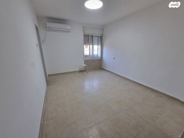 דירה, שדרות דגניה 57, קרית חיים מערבית, חיפה