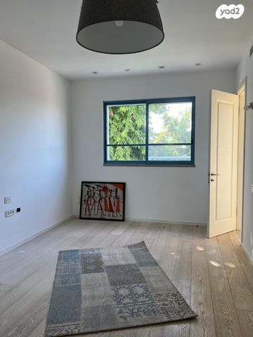 בית פרטי/ קוטג', הגנים 10, רסקו ב', הוד השרון