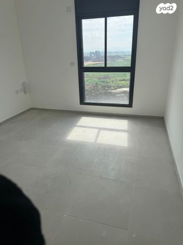 דירה, שלמה קליין 1, אברהם דנינו, בן גוריון, עכו