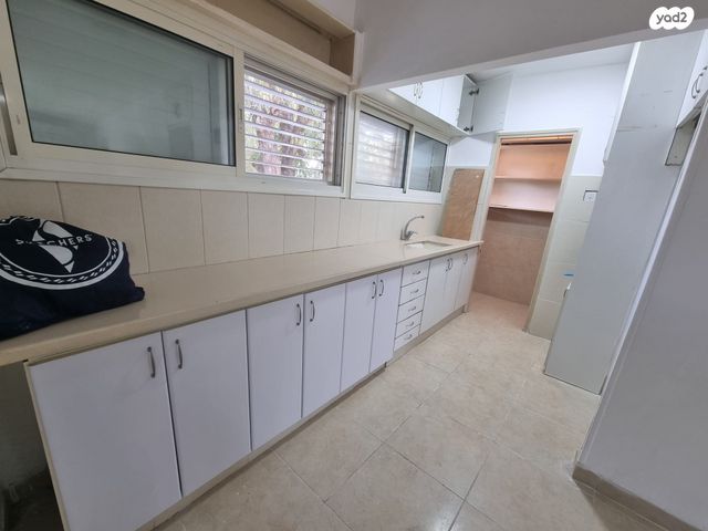 דירה, שדרות דגניה 57, קרית חיים מערבית, חיפה