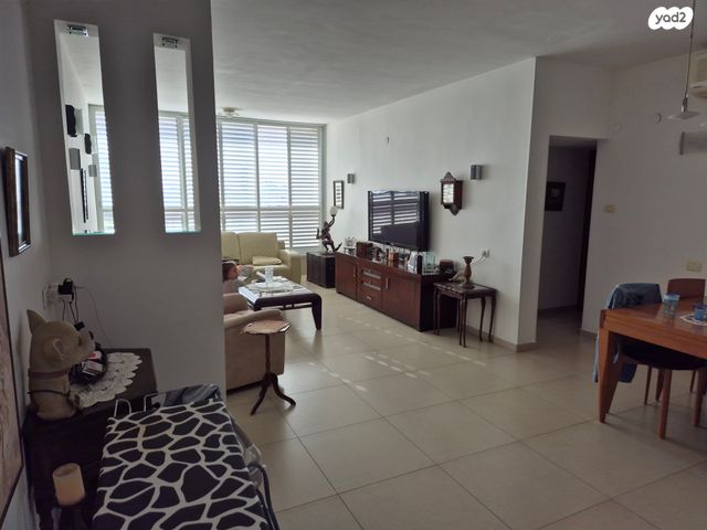 דירה, שדרות ירושלים 20, רסקו א', חולון