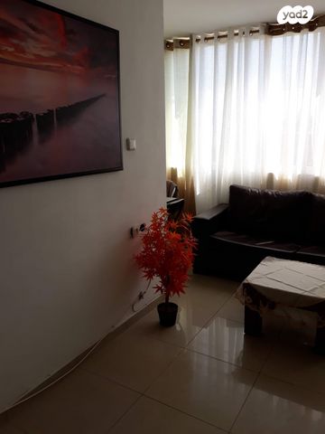 יחידת דיור, לוס אנג'לס 611, ערבה, אילת