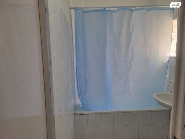 דירה, הרצל 28, שוק תלפיות, חיפה