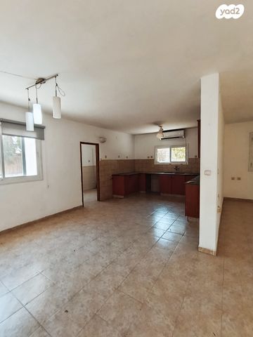 בית פרטי/ קוטג', הזית 14, בני עטרות, בני עטרות