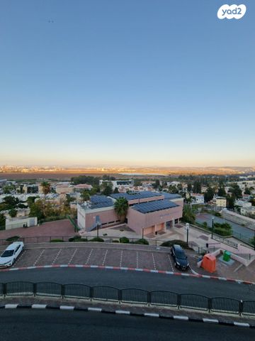 קרן היסוד 32