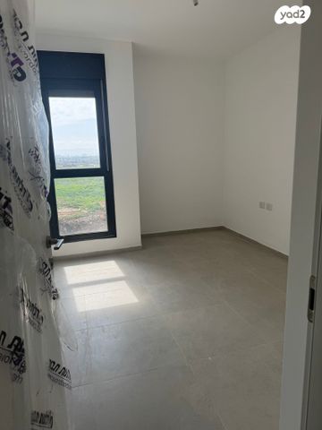 דירה, שלמה קליין 1, אברהם דנינו, בן גוריון, עכו