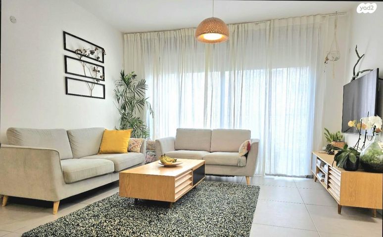 דירה, סביון 14, הפרחים, חריש