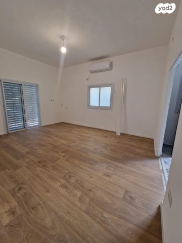 בית פרטי/ קוטג', פנקס 22, נווה רם, שיכון מזרחי, רמת גן